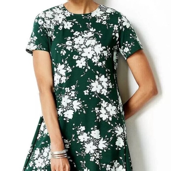 J. Jill Dresses & Skirts - J.Jill Wherever Collection Emerald Floral Shift Dress Women's size Medium Casual